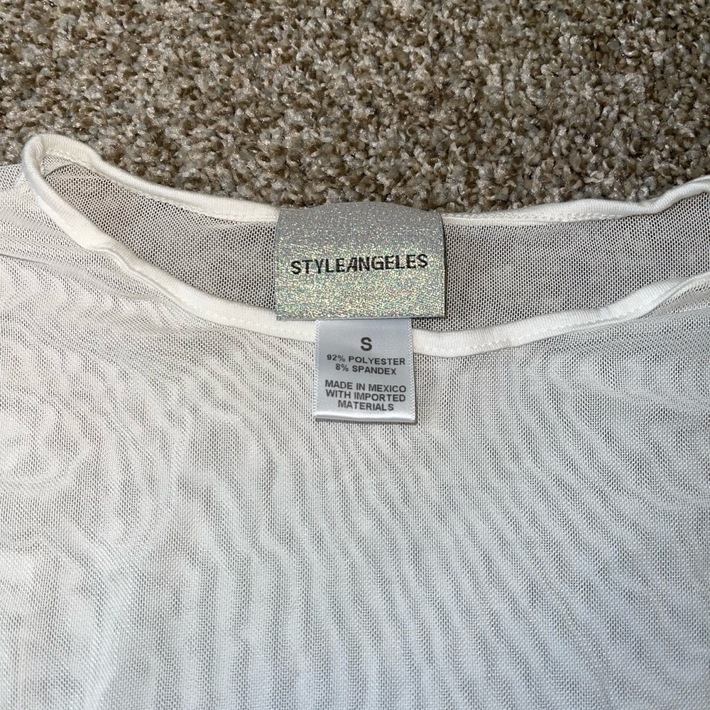 Croptop - Picture 2 of 6